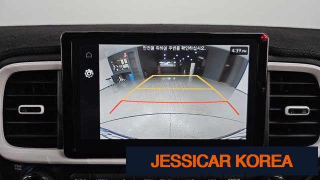 2022 Hyundai Venue - Thumbnail 13
