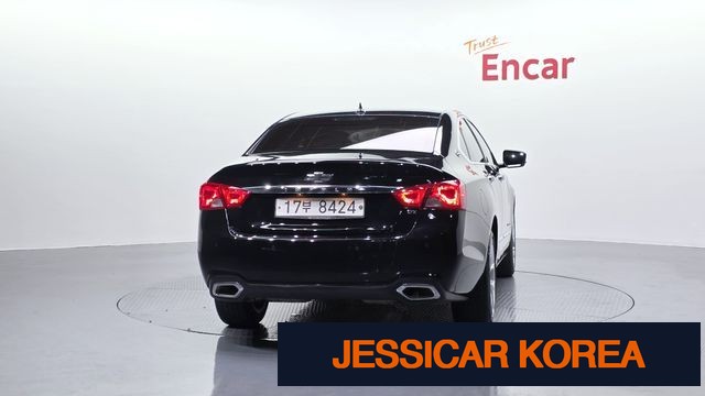 2017 Chevrolet Impala - Thumbnail 10
