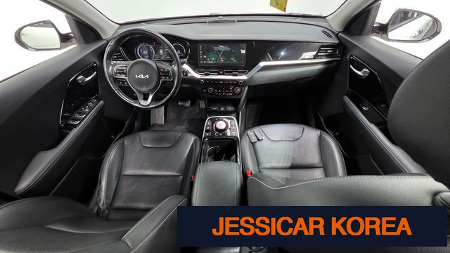 2022 Kia Niro EV - Thumbnail 3