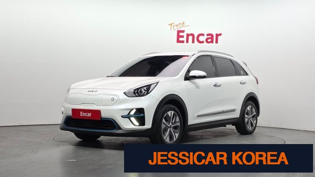 2022 Kia Niro EV - Thumbnail 9