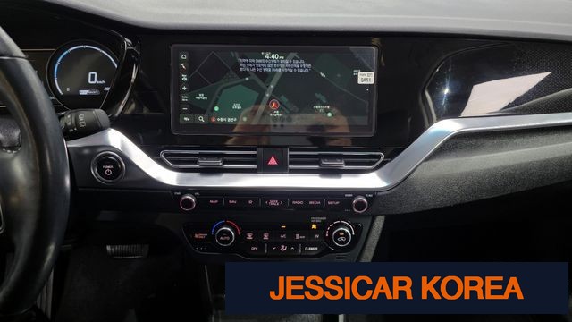 2022 Kia Niro EV - Thumbnail 13