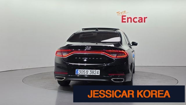 2018 Hyundai Grandeur IG - Thumbnail 14