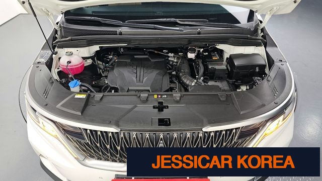 2023 Kia Carnival 4th Gen - Thumbnail 8