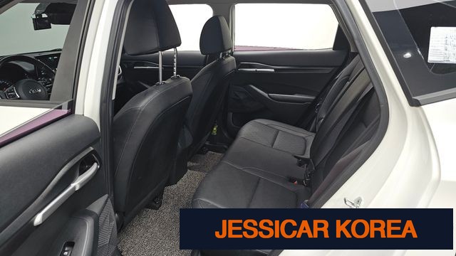 2022 Kia Seltos - Thumbnail 4