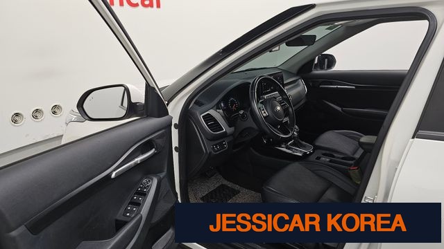 2022 Kia Seltos - Thumbnail 11