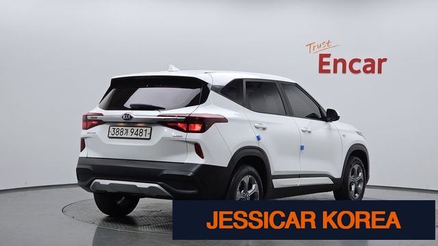 2022 Kia Seltos - Thumbnail 18