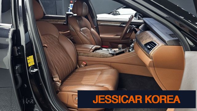 2019 Genesis G90 - Thumbnail 12