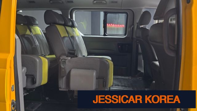 2017 Hyundai Grand Starex - Thumbnail 2