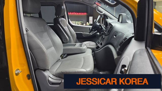2017 Hyundai Grand Starex - Thumbnail 11