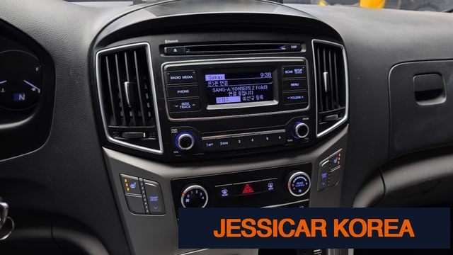 2017 Hyundai Grand Starex - Thumbnail 12
