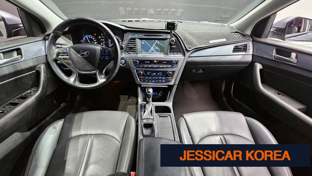 2015 Hyundai LF Sonata Hybrid - Thumbnail 10