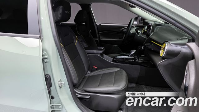 2025 Chevrolet 트랙스 크로스오버 - Thumbnail 4