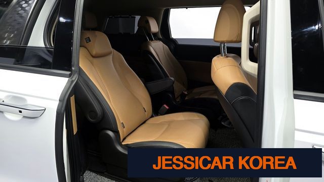 2022 Kia Carnival 4th Gen - Thumbnail 3