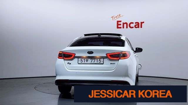2015 Kia K5 Hybrid - Thumbnail 8