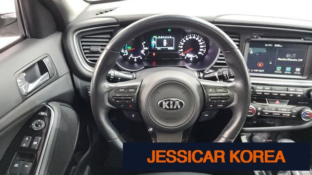 2015 Kia K5 Hybrid - Thumbnail 18
