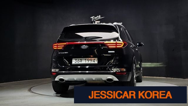 2019 Kia Sportage the bold - Thumbnail 16