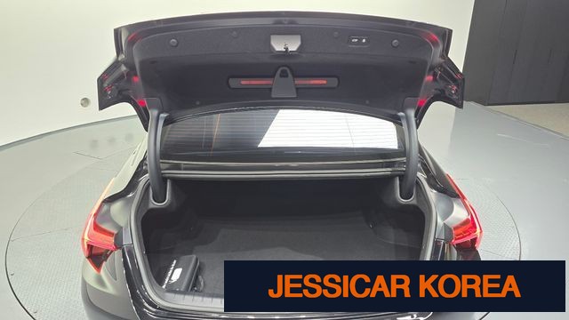 2022 Kia K8 - Thumbnail 4