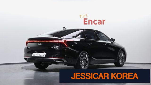 2022 Kia K8 - Thumbnail 5