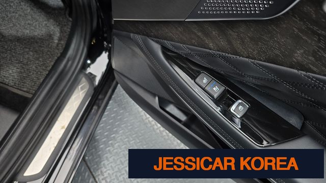 2022 Kia K8 - Thumbnail 9