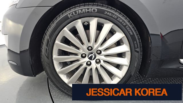 2015 Hyundai Equus (new model) - Thumbnail 18