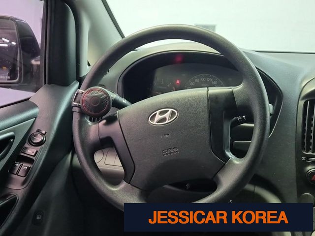 2015 Hyundai Grand Starex - Thumbnail 11