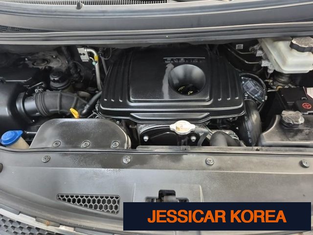 2015 Hyundai Grand Starex - Thumbnail 12