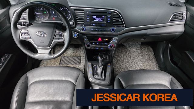 2016 Hyundai Avante AD - Thumbnail 18