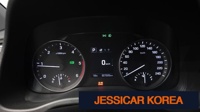 2016 Hyundai Avante AD - Thumbnail 19