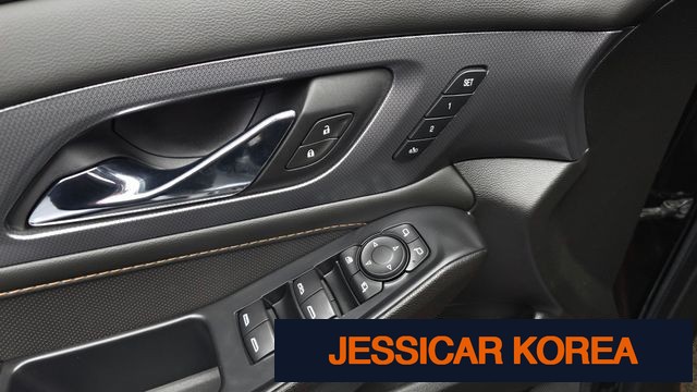2020 Chevrolet Traverse - Thumbnail 14