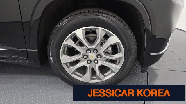 2020 Chevrolet Traverse - Thumbnail 15