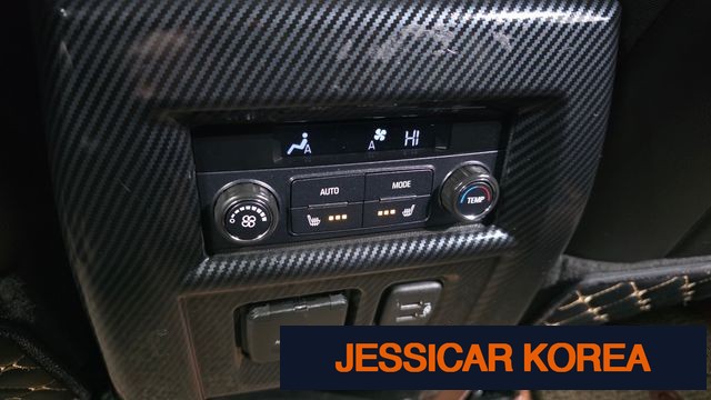 2020 Chevrolet Traverse - Thumbnail 19