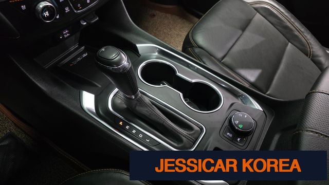 2020 Chevrolet Traverse - Thumbnail 20