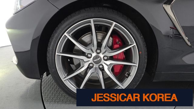 2020 Genesis G70 - Thumbnail 4