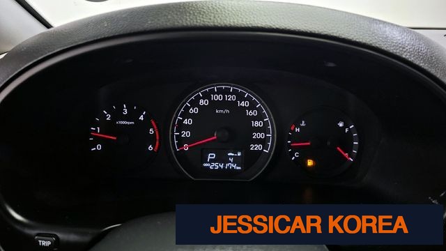 2017 Hyundai Grand Starex - Thumbnail 13