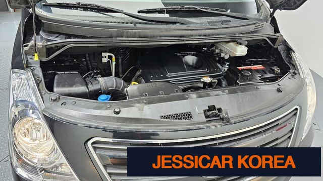 2017 Hyundai Grand Starex - Thumbnail 15