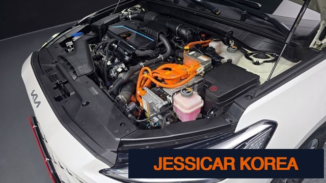 2022 Kia K8 Hybrid - Thumbnail 4