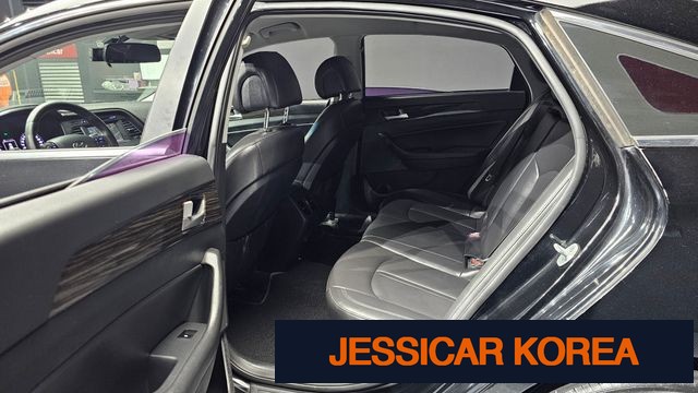 2015 Hyundai LF Sonata - Thumbnail 6