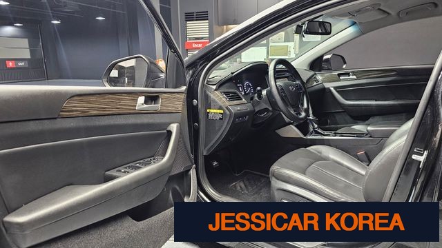 2015 Hyundai LF Sonata - Thumbnail 12