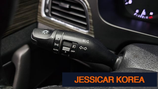 2015 Hyundai LF Sonata - Thumbnail 16