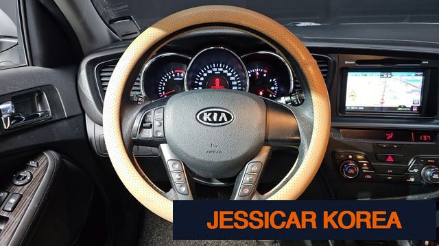 2011 Kia K5 - Thumbnail 6