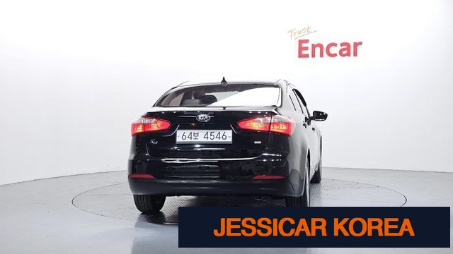 2013 Kia K3 - Thumbnail 12