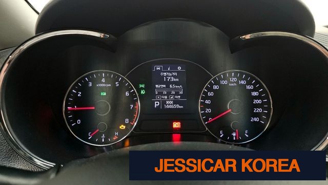 2013 Kia K3 - Thumbnail 17