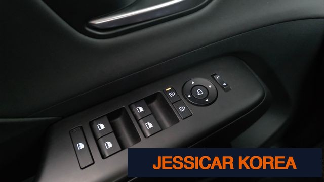 2023 Hyundai Kona (SX2) - Thumbnail 3