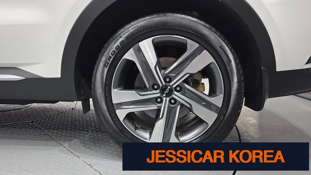 2023 Kia Sorento 4th Gen - Thumbnail 2