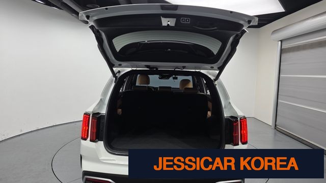 2023 Kia Sorento 4th Gen - Thumbnail 3