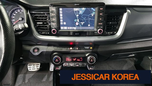 2018 Kia stonic - Thumbnail 3