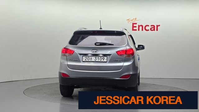 2010 Hyundai tucson ix - Thumbnail 3