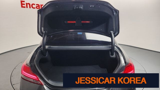 2019 Genesis G70 - Thumbnail 9