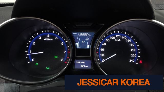 2012 Hyundai Veloster - Thumbnail 4