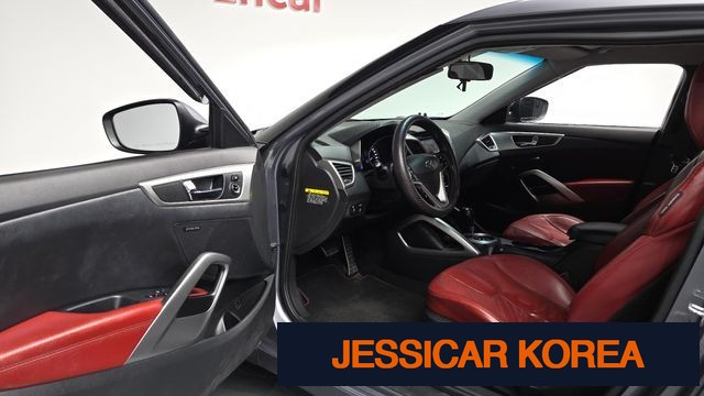 2012 Hyundai Veloster - Thumbnail 6